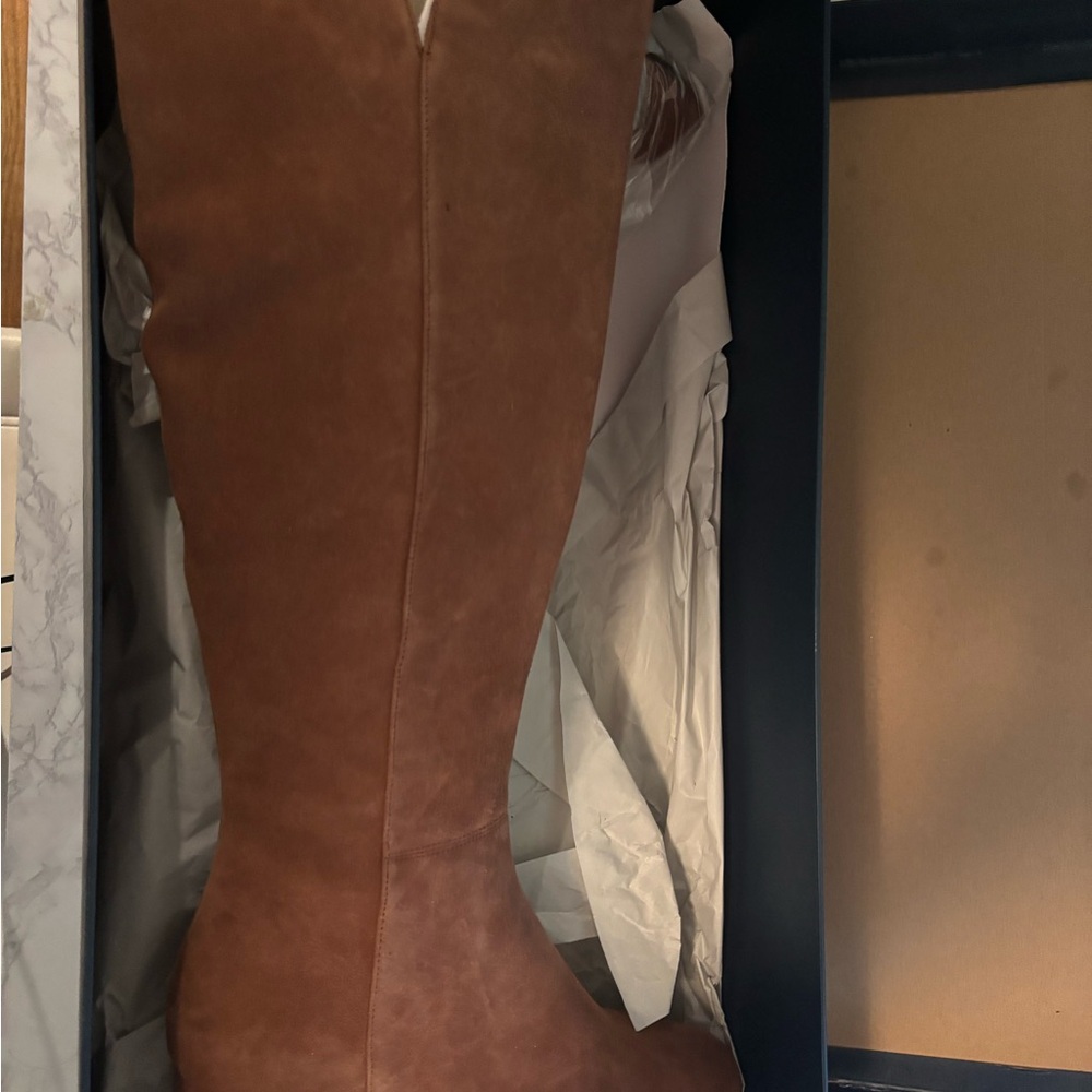 Brown Knee-High Women's Boots